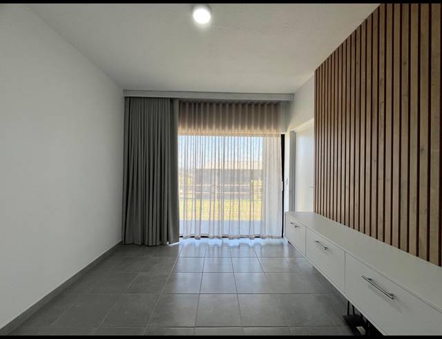 3 BEDROOM APARTMENT TO LET IN SHEFFIELD BEACH